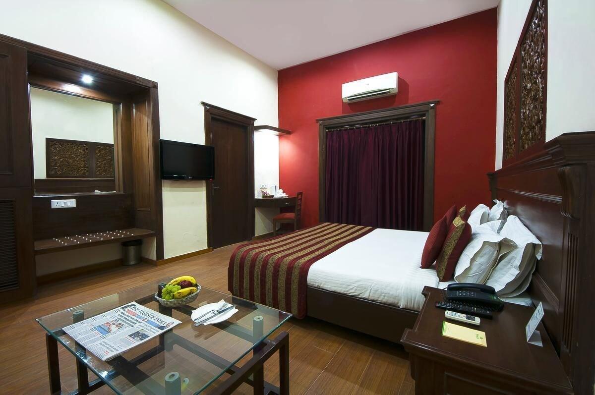 Siris 18 Hotel Gurgaon Bagian luar foto